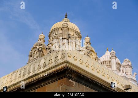 08 dicembre 2022, Pune, India, Bhuleshwar Tempio vicino Pune India, Hill top tempio del dio indù shiva, ci sono molti turisti che vengono a vedere questi hi Foto Stock