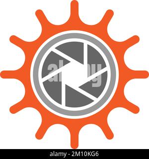 Un'illustrazione vettoriale di un logo rosso e grigio dell'otturatore della fotocamera in forma di ingranaggio su sfondo bianco Illustrazione Vettoriale