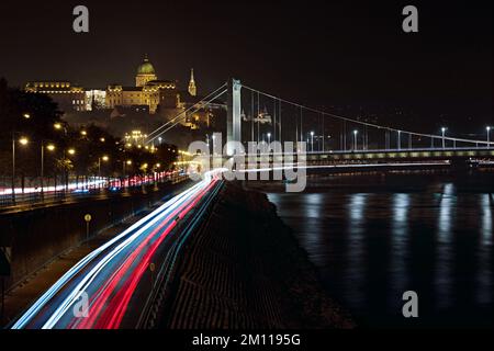 Il ponte Elisabetta, Budapest, Ungheria Foto Stock