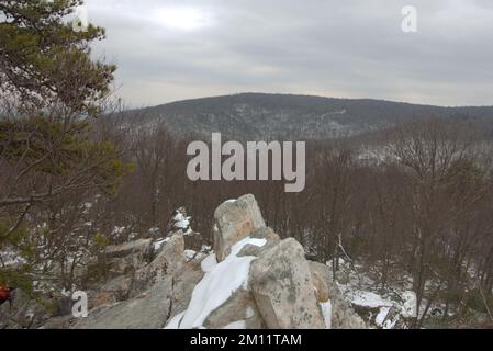 Il Cat Rock si affaccia sul Catottin Mountain Park nel Maryland Foto Stock