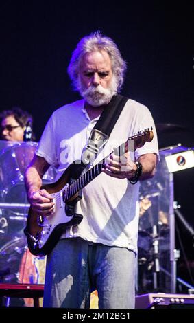 Il Bonnaroo Music and Arts Festival - Dead and Company - Bob Weir e John Mayer in concerto Foto Stock