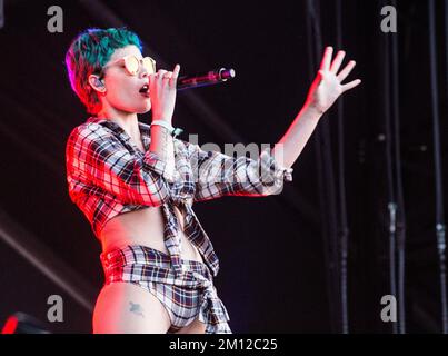 Il Bonnaroo Music and Arts Festival - Halsey in concerto Foto Stock