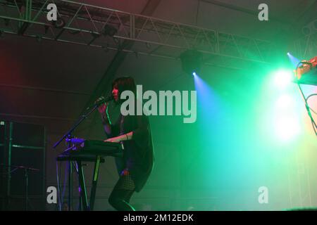 Il Bonnaroo Music and Arts Festival - Phantogram in concerto Foto Stock