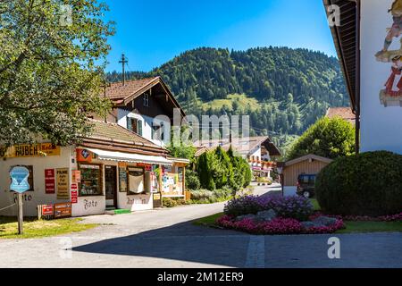 Via Bayrischzell, alta Baviera, Baviera, Germania, Europa Foto Stock