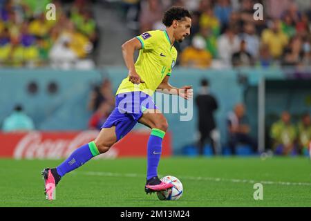 Al Rayyan, Qatar. 09th Dec, 2022. 9th dicembre 2022: Education City Stadium, al Rayyan, Qatar: Coppa del mondo FIFA, quarti di finale, Croazia contro Brasile: Marquinhos del Brasile Credit: Action Plus Sports Images/Alamy Live News Foto Stock