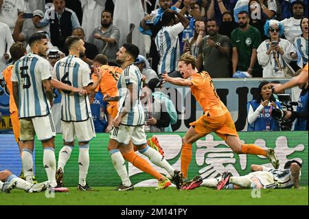 Doha, Qatar. 09th Dec, 2022. Durante la partita Olanda/Argentina della Coppa del mondo FIFA Qatar 2022 al Lusail Stadium di Doha, Qatar, il 9 dicembre 2022. Foto di Laurent Zabulon/ABACAPRESS.COM Credit: Abaca Press/Alamy Live News Foto Stock