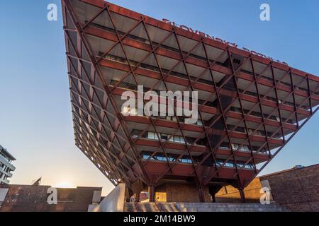 Bratislava (Pressburg): Slovenský rozhlas (edificio radiofonico slovacco) in , Slovacchia Foto Stock