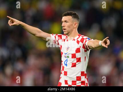 Al Rajjan, Qatar. 09th Dec, 2022. Calcio: Coppa del mondo, Croazia - Brasile, finale, quarto finale, Education City Stadium. I gesti Ivan Perisic della Croazia. Credit: Robert Michael/dpa/Alamy Live News Foto Stock