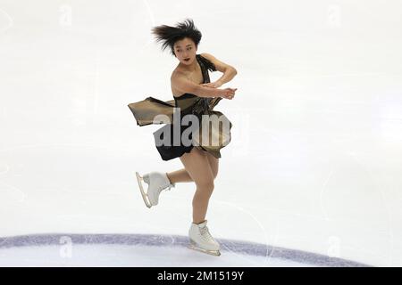 Torino, 9th dicembre 2022. Kaori Sakamoto del Giappone si esibisce nel breve programma femminile a Palavela, Torino. Data foto: 9th dicembre 2022. Il credito per le immagini dovrebbe essere: Jonathan Moskrop/Sportimage Credit: Sportimage/Alamy Live News Foto Stock