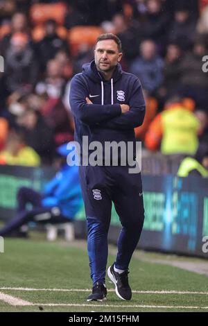 Blackpool, Regno Unito. 10th Dec, 2022. John Eustace manager di Birmingham City durante la partita Sky Bet Championship Blackpool vs Birmingham City a Bloomfield Road, Blackpool, Regno Unito, 10th dicembre 2022 (Foto di Mark Cosgrove/News Images) a Blackpool, Regno Unito il 12/10/2022. (Foto di Mark Cosgrove/News Images/Sipa USA) Credit: Sipa USA/Alamy Live News Foto Stock