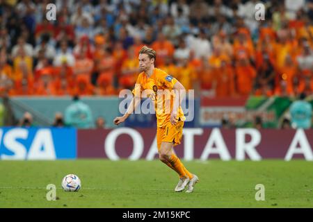 Al Daayen, Qatar. 9th Dec, 2022. Frenkie de Jong (NED) Calcio : Coppa del mondo FIFA Qatar 2022 Quarter-final match tra i Paesi Bassi 2 (PSO 3-4) 2 Argentina al Lusail Stadium di al Daayen, Qatar . Credit: Mutsu Kawamori/AFLO/Alamy Live News Foto Stock