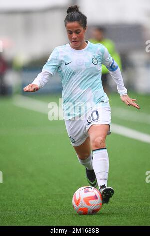 PALMA CAMPANIA, ITALIA - 10 DICEMBRE: Flaminia Simonetti dell'Internazionale durante la Serie delle Donne Una partita tra Pomigliano CF Women e FC Internazionale Women allo Stadio Comunale il 10 dicembre 2022 a Palma Campania Italia. Foto di Nicola Ianuale Credit: Nicola Ianuale/Alamy Live News Foto Stock