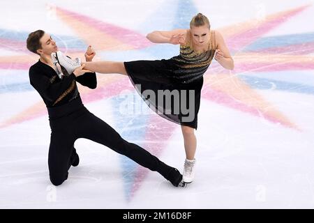 Torino, Italia. 10 dicembre 2022. Katerina Mrazkova, Daniel Mrazek della Repubblica Ceca gareggiano nella Junior Ice Dance Free Dance durante il terzo giorno della ISU Grand Prix of Figure Skating Final. Credit: Nicolò campo/Alamy Live News Foto Stock