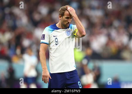 Al Khor, Qatar. 10th Dec, 2022. Harry Kane d'Inghilterra reagisce durante la partita di Quarter-Final della Coppa del mondo FIFA 2022 presso l'al Bayt Stadium di al Khor, Qatar, il 10 dicembre 2022. Foto di Chris Brunskill/UPI Credit: UPI/Alamy Live News Foto Stock