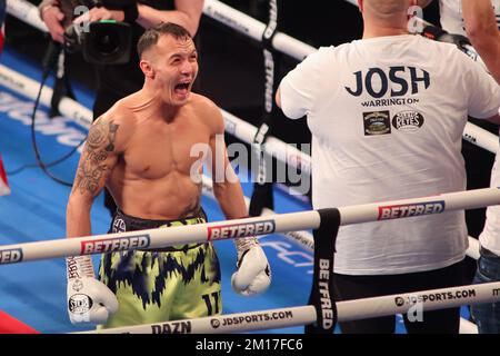 Leeds, Regno Unito. 11th Dec, 2022. First Direct Arena Leeds, Leeds, West Yorkshire, 10th dicembre 2022. Josh Warrington durante la lotta tra Josh Warrington e Luis Alberto Lopez per il titolo IBF World Featherweight. Credit: Touchlinepics/Alamy Live News Foto Stock