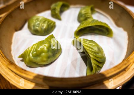 Dim Sum in bambù a vapore, cucina cinese gnocchi, popolare a Taiwan, Hong Kong, Cina Foto Stock