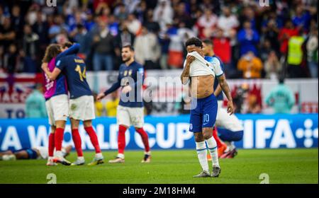 Doha, Qatar. 10th Dec, 2022. Raheem Sterling (Inghilterra) Inghilterra - Francia Inghilterra - Frankreich World Cup 2022 in Qatar 10.12.2022 Credit: Moritz Muller Foto Stock