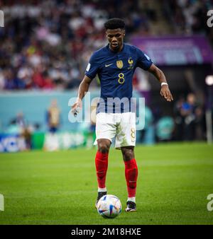 Doha, Qatar. 10th Dec, 2022. Aurelien Tchouameni (fra) Inghilterra - Francia Inghilterra - Frankreich World Cup 2022 in Qatar 10.12.2022 Credit: Moritz Muller Foto Stock