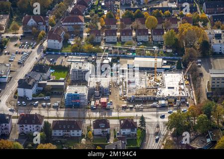 Vista aerea, cantiere con nuovo edificio per l'edilizia abitativa e servizi sociali sul sito ex Mercedes Lueg Wilhelmstraße a Gladbeck, Ruhr Foto Stock