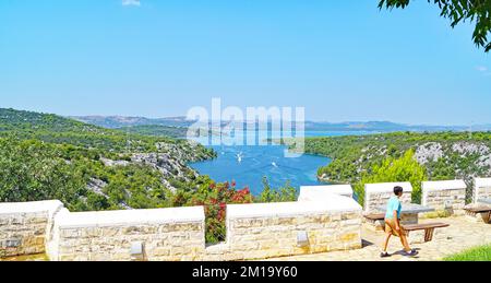 Vista di giardini, strade e vicoli di Zara, Dalmazia in Croazia, Europa Foto Stock