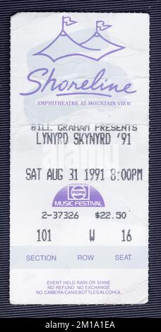 Mountain View, California - 31 agosto 1991 - biglietto usato per il concerto di Lynyrd Skynyrd all'anfiteatro Shoreline Foto Stock