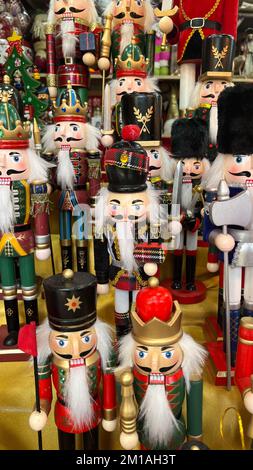 Collezione natale nutcracker giocattolo soldato tradizionale figurina Foto Stock