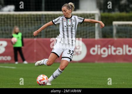 Roma, Italia. 11th Dec, 2022. Linda Sembrant (Juventus FC) in azione durante la Serie A TIM match tra AS Roma e Juventus Women allo Stadio tre Fontane di Roma, Italia, il 11 2022 dicembre (Photo by Giuseppe fama/Pacific Press/Sipa USA) Credit: Sipa USA/Alamy Live News Foto Stock