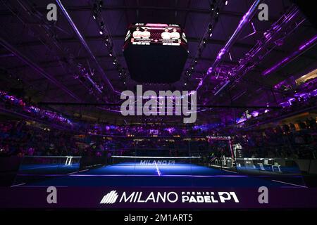 Milano, Italia. 11th Dec, 2022. Prima della finale del Premier Milano Padel P1 2022 ad Allianz Cloud il 12 dicembre 2022, a Milano. Credit: Independent Photo Agency/Alamy Live News Foto Stock