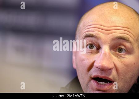 Swansea, Regno Unito. 11th Dec, 2022. Steve Borthwick, il capo allenatore della squadra di rugby Leicester Tigers, parla ai media dopo il gioco. Heineken Champions Cup round 1, Pool B match, Ospreys contro Leicester Tigers presso lo stadio Swansea.com di Swansea, Galles del Sud, sabato 11th dicembre 2022. pic di Andrew Orchard/Andrew Orchard sports photography/Alamy Live news Credit: Andrew Orchard sports photography/Alamy Live News Foto Stock