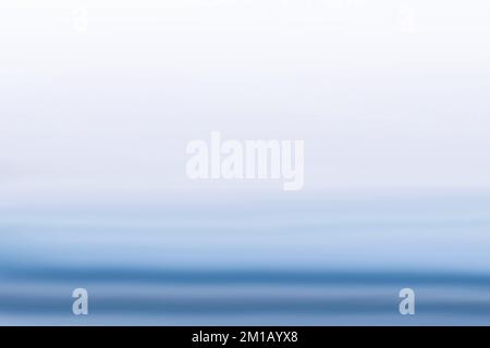 Sfondo astratto blu che imita la superficie del mare. C'è spazio sufficiente nella foto per l'utilizzo. Orizzontalmente. Foto Stock