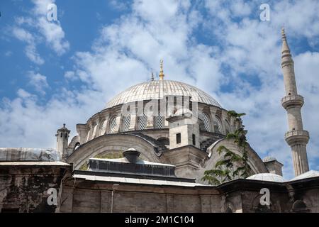 Foto della moschea di Sehzade camii a Istanbul, Turchia. La moschea di Şehzade è una moschea imperiale ottomana del 16th° secolo situata nel quartiere di Fatih, on Foto Stock