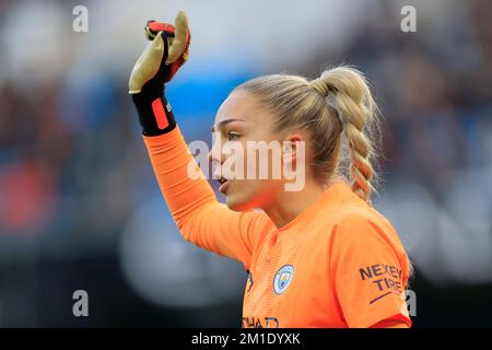 Ellie Roebuck #1 di Manchester City durante la partita della fa Women's Super League Manchester City Women vs Manchester United Women al campus di Etihad, Manchester, Regno Unito, 11th dicembre 2022 (Photo by Conor Molloy/News Images) Foto Stock