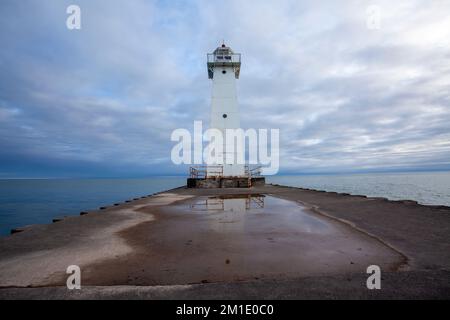 Il faro esterno di Sodus sul lago Ontario a New York Foto Stock