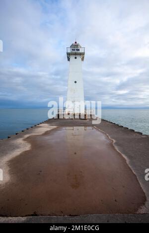 Il faro esterno di Sodus sul lago Ontario a New York Foto Stock