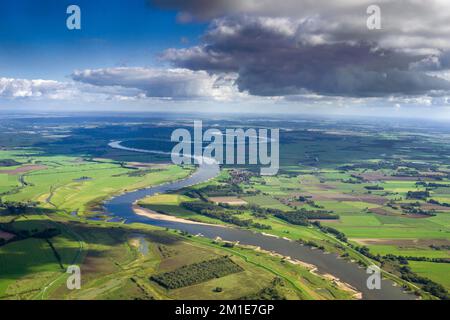 Veduta aerea dell'Elbtalaue vicino a Hitzacker, fiume, Elba, riserva naturale, Meclemburgo-Pomerania occidentale, Bassa Sassonia, Germania, Europa Foto Stock