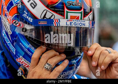 ALEX PALOU (10) di Barcellona, Spagna si qualifica per l'Indianapolis 500 all'Indianapolis Motor Speedway di Indianapolis, Indiana, USA. Foto Stock