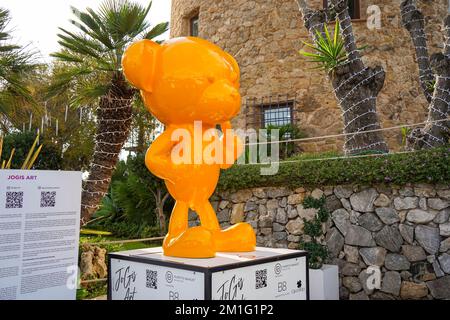 Arte contemporanea, JoGis Bear arte in mostra nel porto di Puerto Banus, Andalusia, Costa del Sol, Spagna. Foto Stock