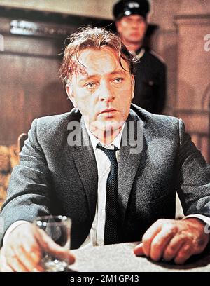 LA SPIA CHE È VENUTO DAL FREDDO 1965 Paramount Pictures film con Richard Burton come MI6 stazione di Berlino boss Alec Leamas Foto Stock