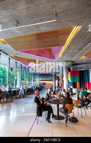 Interno di stile brutalista National Theatre, Southbank, Londra, Regno Unito Foto Stock