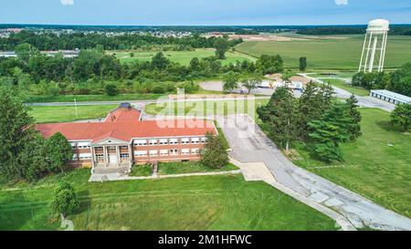 Bellissimo edificio abbandonato dalla torre dell'acqua di Huntertown in Indiana Foto Stock