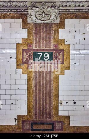 Metropolitana mosaico sotterraneo New York City 79th Street Foto Stock