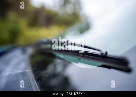 primo piano tergicristallo su un'auto in australia Foto Stock