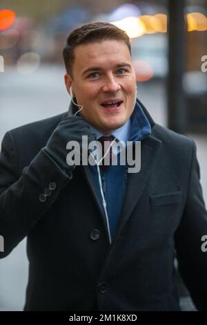 Londra, Inghilterra, Regno Unito. 12th Dec, 2022. Il Segretario di Stato ombra per la salute e l'assistenza sociale WES STREETING è visto a Westminster. (Credit Image: © Tayfun Salci/ZUMA Press Wire) Foto Stock