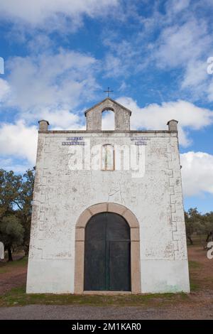 Eremo di San Isidro, Mirandilla, Badajoz, Estremadura, Spagna. Santuario situato nella foresta di dehesa Foto Stock