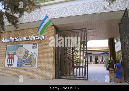 Museo delle Arti applicate (ex casa di Alexander Polovtsev), Rakatboshi Street, Tashkent meridionale, Provincia di Tashkent, Uzbekistan, Asia centrale Foto Stock