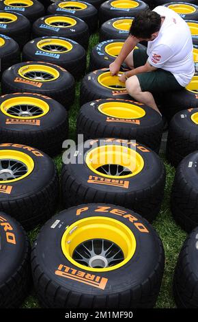 La foto mostra gli pneumatici Pirelli a Melbourne in Australia, mercoledì 23 marzo 2011, in vista del Gran Premio d'Australia di Qantas di domenica 27 marzo 2011. Foto Stock