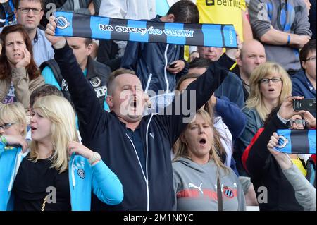 20120708 - BRUGGE, BELGIO: I tifosi del Club sono raffigurati durante la Fan Day della squadra di calcio belga di prima divisione Club Brugge, domenica 08 luglio 2012, allo stadio Jan Breydelge di Brugge. FOTO DI BELGA BRUNO FAHY Foto Stock