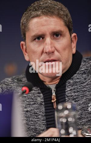 20121121 - BRUGGE, BELGIO: L'allenatore capo del Club Juan Carlos Garrido ha illustrato in una conferenza stampa del Club Belga Brugge, mercoledì 21 novembre 2012 a Brugge. Il Club Brugge giocherà una partita della quinta giornata nel Gruppo D nel torneo Europa League, contro Bordeaux, domani. FOTO DI BELGA BRUNO FAHY Foto Stock