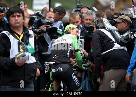 Il Bauke Mollema dell'Netherland del Belkin Pro Cycling Team ha illustrato dopo la 18th tappa dell'edizione 100th del Tour de France, a 168 km da Gap ad Alpe d'Huez, Francia, giovedì 18 luglio 2013. Foto Stock