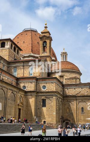 Basilica di San Lorenzo in Piazza di San Lorenzo a Firenze, Toscana, Italia Foto Stock